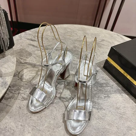 クリスチャン・ルブタン サンダル