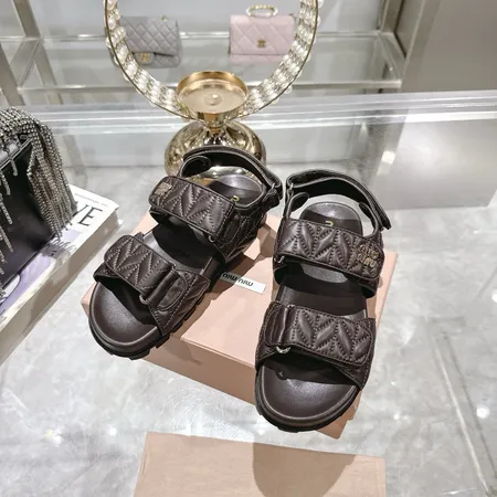 ミュウミュウ サンダル