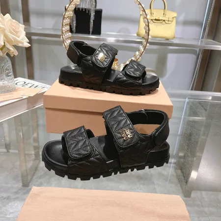 ミュウミュウ サンダル