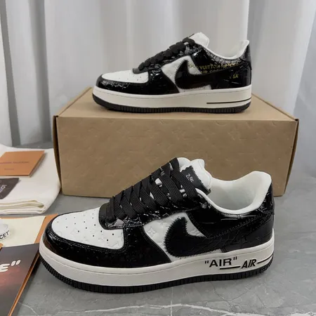 ルイヴィトン スニーカー