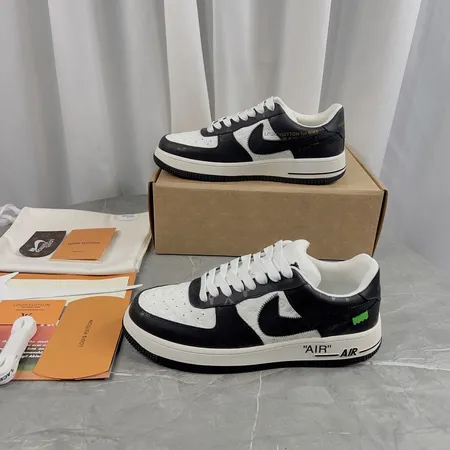 ルイヴィトン スニーカー