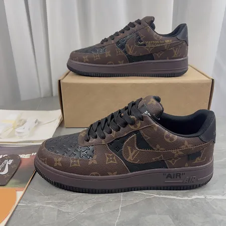 ルイヴィトン スニーカー