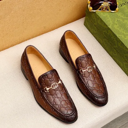 グッチ ビジネスシューズ