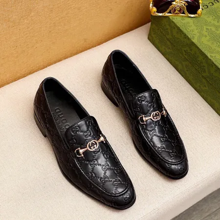 グッチ ビジネスシューズ