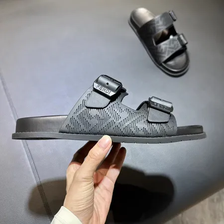 フェンディ スリッパ