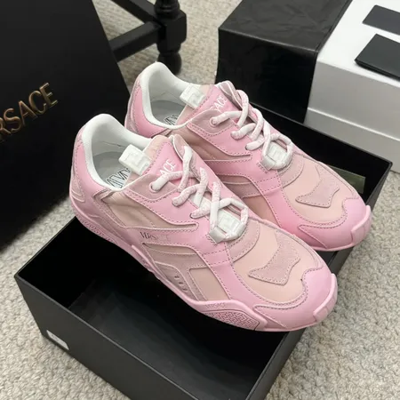 ヴェルサーチ スニーカー