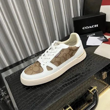 コーチ カジュアルシューズ