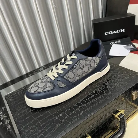 コーチ カジュアルシューズ