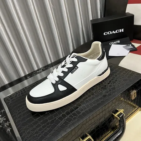 コーチ カジュアルシューズ