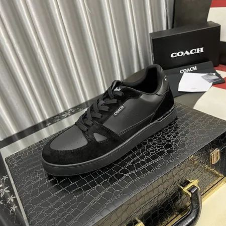 コーチ カジュアルシューズ