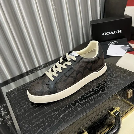 コーチ カジュアルシューズ