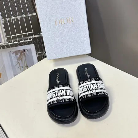 ディオール スリッパ