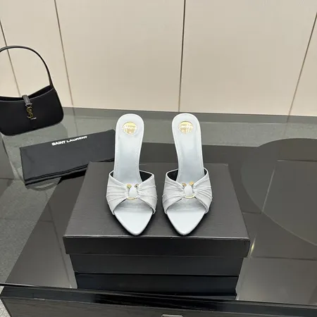 イブサンローラン サンダル