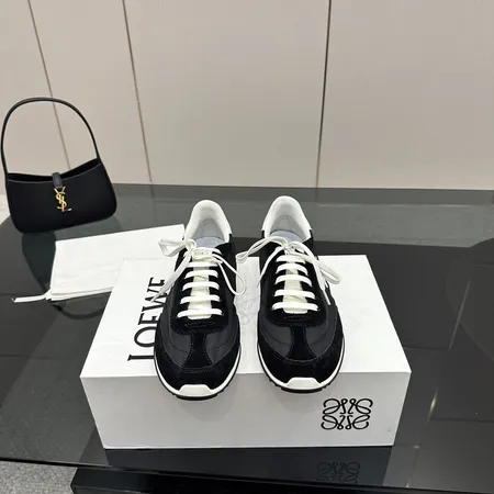 セリーヌ スニーカー