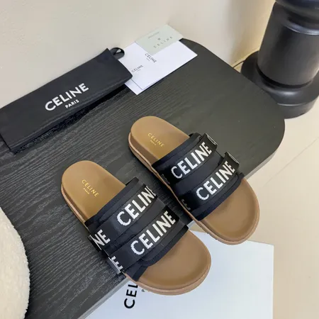 セリーヌ スリッパ