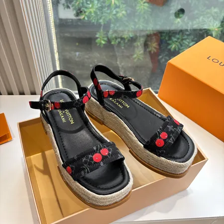 ルイヴィトン サンダル