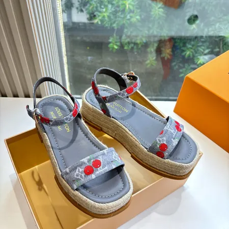 ルイヴィトン サンダル