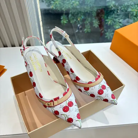 ルイヴィトン サンダル