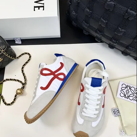 ロエベ カジュアルシューズ