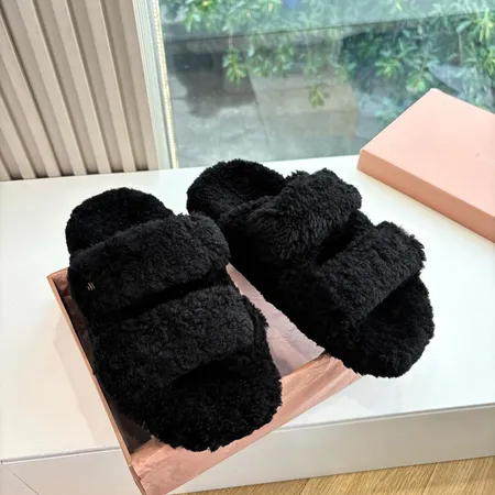 ミュウミュウ スリッパ