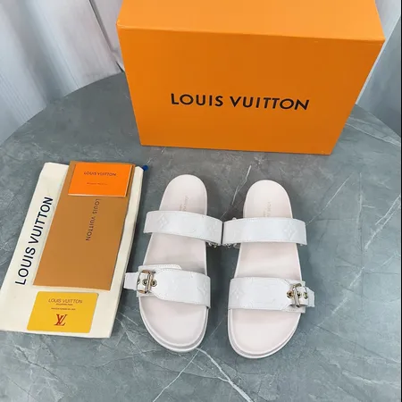 ルイヴィトン スリッパ