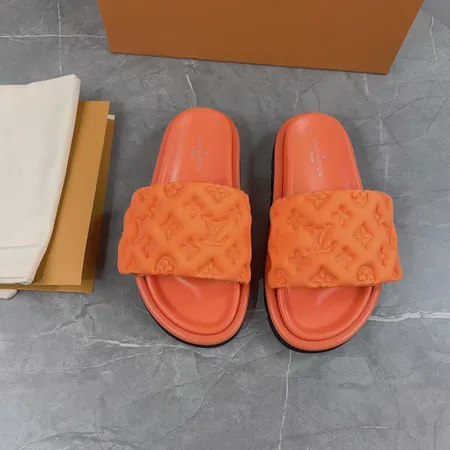 ルイヴィトン スリッパ