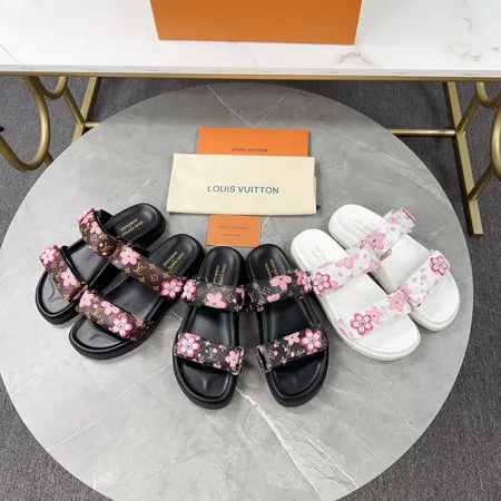 ルイヴィトン スリッパ