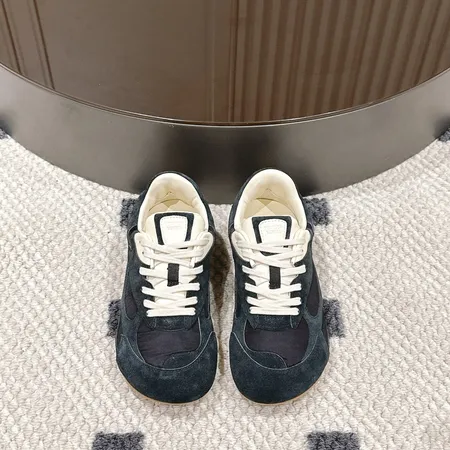 ボッテガ ヴェネタ カジュアルシューズ