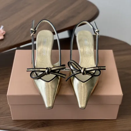 ミュウミュウ サンダル