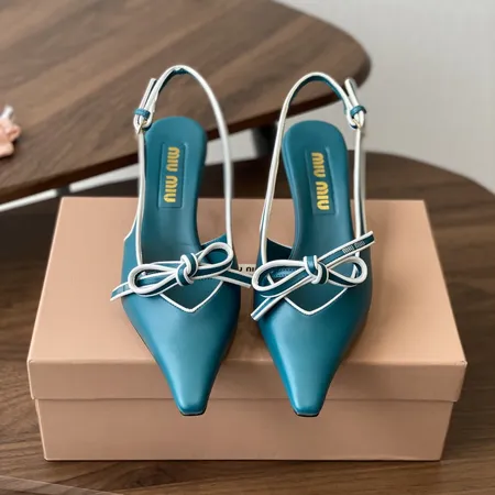 ミュウミュウ サンダル