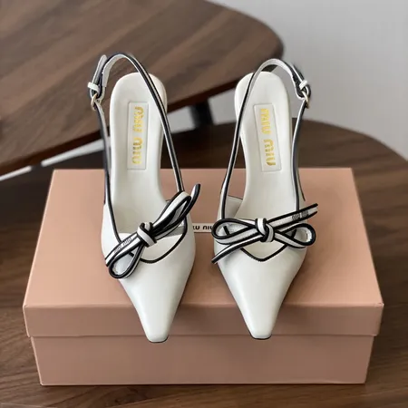 ミュウミュウ サンダル