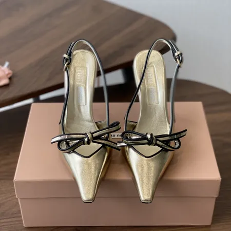 ミュウミュウ サンダル