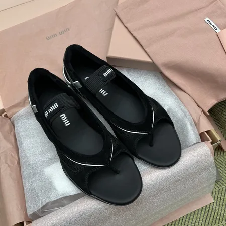 ミュウミュウ サンダル