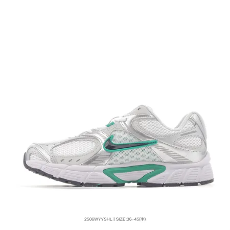 ナイキ スニーカー