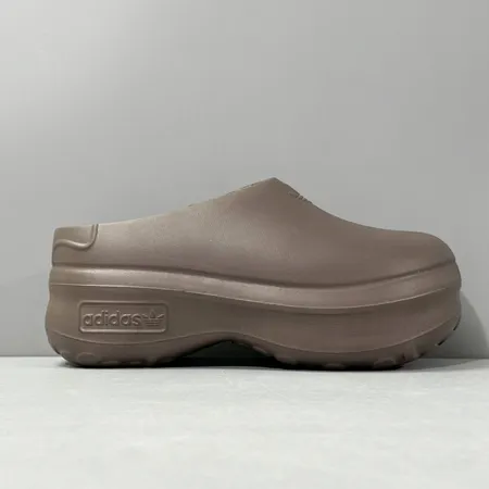 アディダス スリッパ