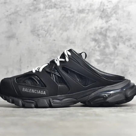 バレンシアガ カジュアルシューズ