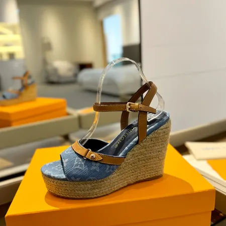 ルイヴィトン サンダル