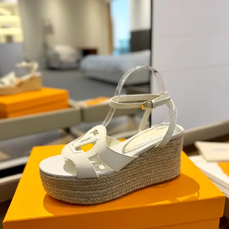 ルイヴィトン サンダル