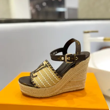 ルイヴィトン サンダル