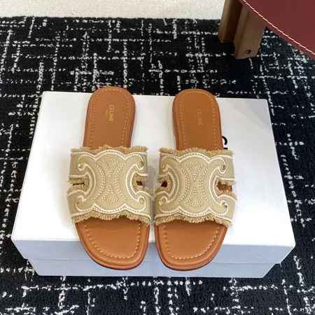 セリーヌ スリッパ