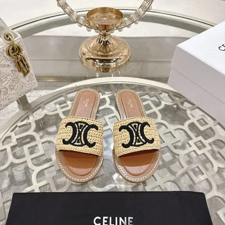 セリーヌ スリッパ