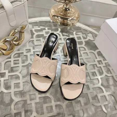 セリーヌ サンダル