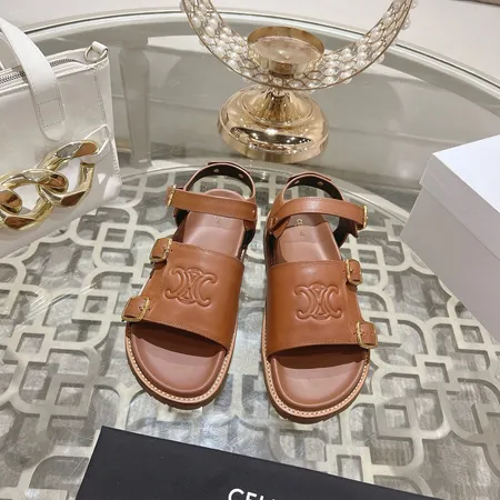 セリーヌ サンダル