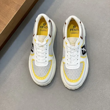 フェンディ カジュアルシューズ