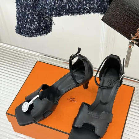 エルメス サンダル