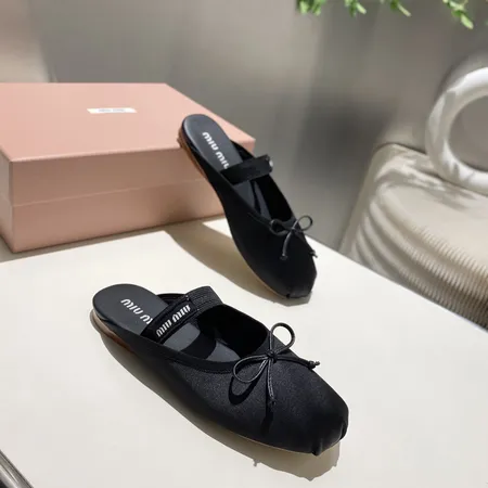 ミュウミュウ スリッパ