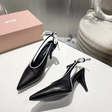 ミュウミュウ サンダル