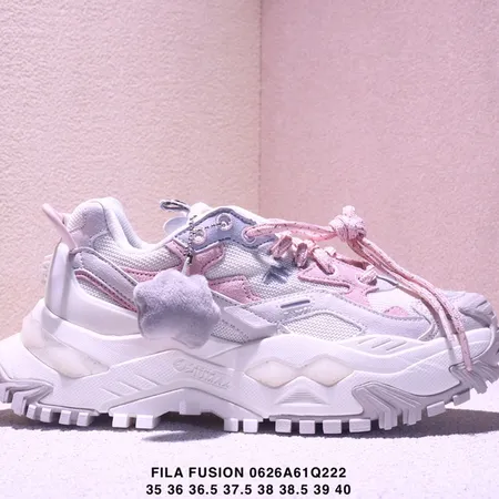 フィラ スニーカー