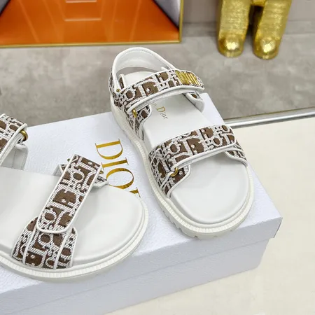 ディオール サンダル