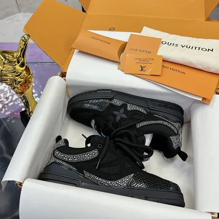 ルイヴィトン カジュアルシューズ